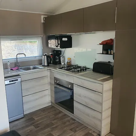Luxueux Bungalow Avec Vue Panoramique Sur La Campsite