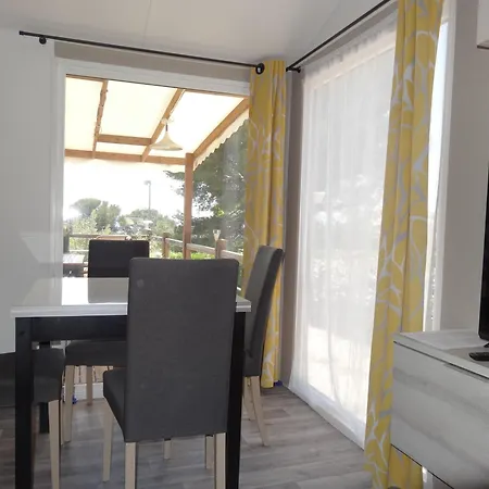 Luxueux Bungalow Avec Vue Panoramique Sur La *