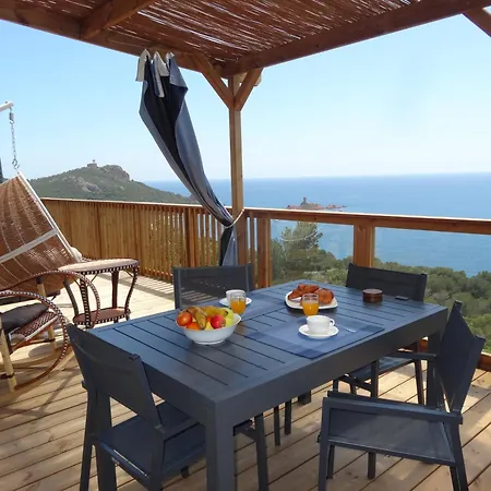 Luxueux Bungalow Avec Vue Panoramique Sur La Campsite Saint-Raphael (Var)