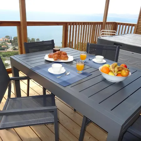 Luxueux Bungalow Avec Vue Panoramique Sur La Saint-Raphael (Var)