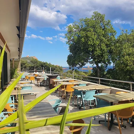 Luxueux Bungalow Avec Vue Panoramique Sur La